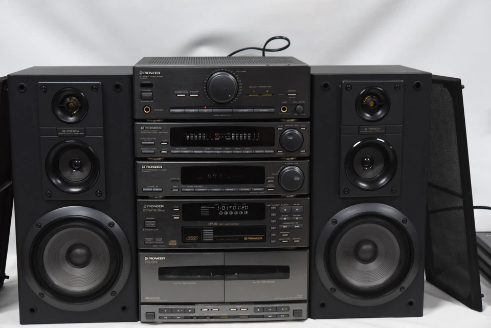 Pioneer P510 MIDI HiFi Stereo System - Radio/CD/AUX/EQ/Cassette(??) - Vintage - image 2 of 4