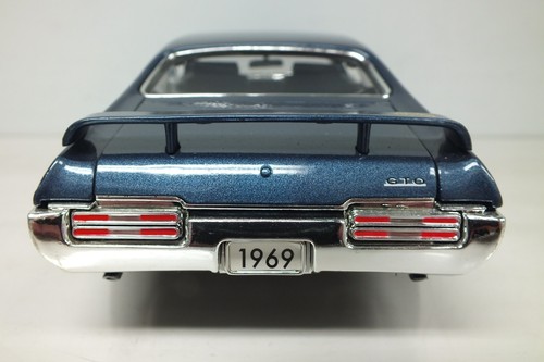 1969 Pontiac GTO Judge Motor Max 1:18 Die Cast - Picture 4 of 10