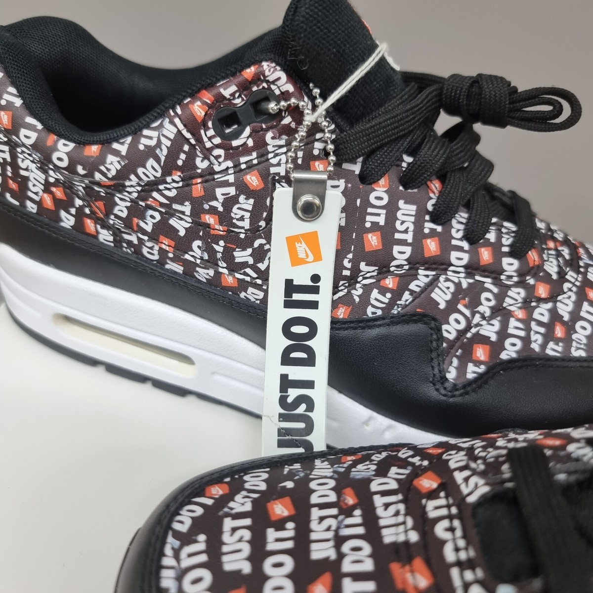NIKE AIR MAX 1 