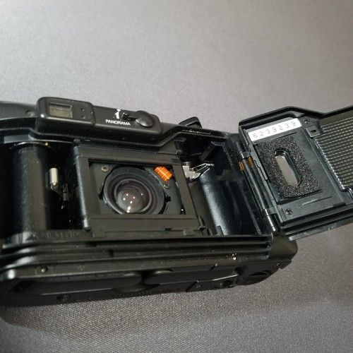 Konica Big Mini Standa 28-70 mm Zoom Compact Film Camera from Japan - Picture 11 of 15
