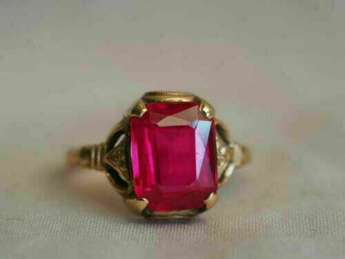 2 Ct Emerald Cut Lab Created Ruby 14K Yellow Gold Plated Women's Engagement Ring - Bild 3 von 3