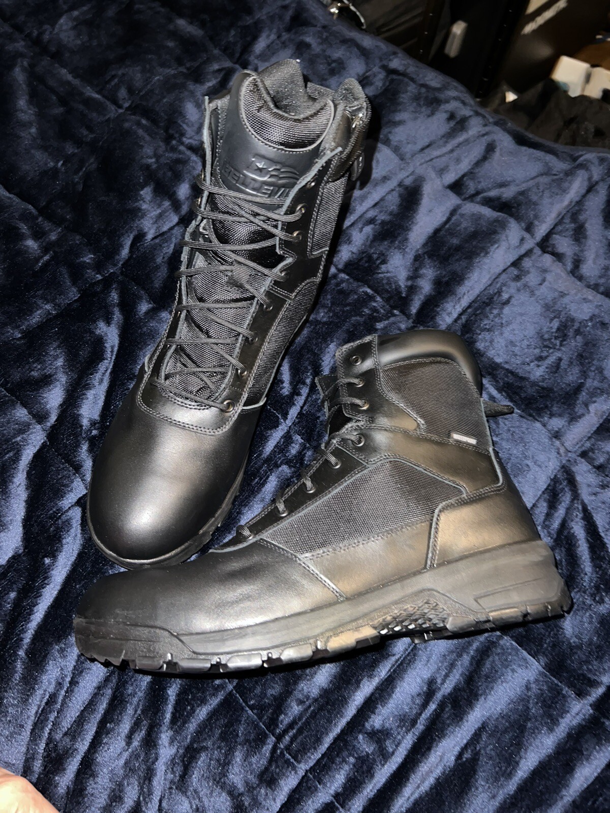 Picture 1 of 10