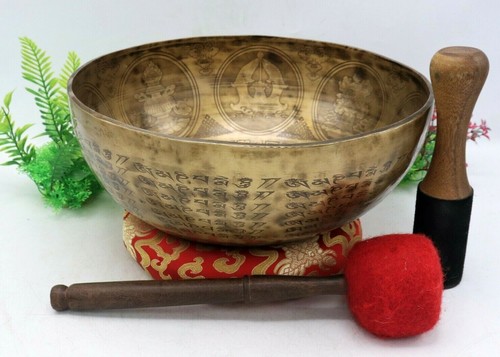 12" Hand-carved Mantra singing bowl - Himalayan bowl for meditation, relaxation - Picture 3 of 6