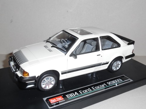 SUN STAR. SUN H4997R. FORD ESCORT RS 1600i, 1984 DIAMOND WHITE. RHD. 1:18 NEW. - Picture 2 of 17