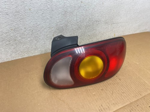 1999 - 2000 Mazda MX-5 MIATA Right Passenger RH Side Tail Light M0601 DG - Picture 3 of 6