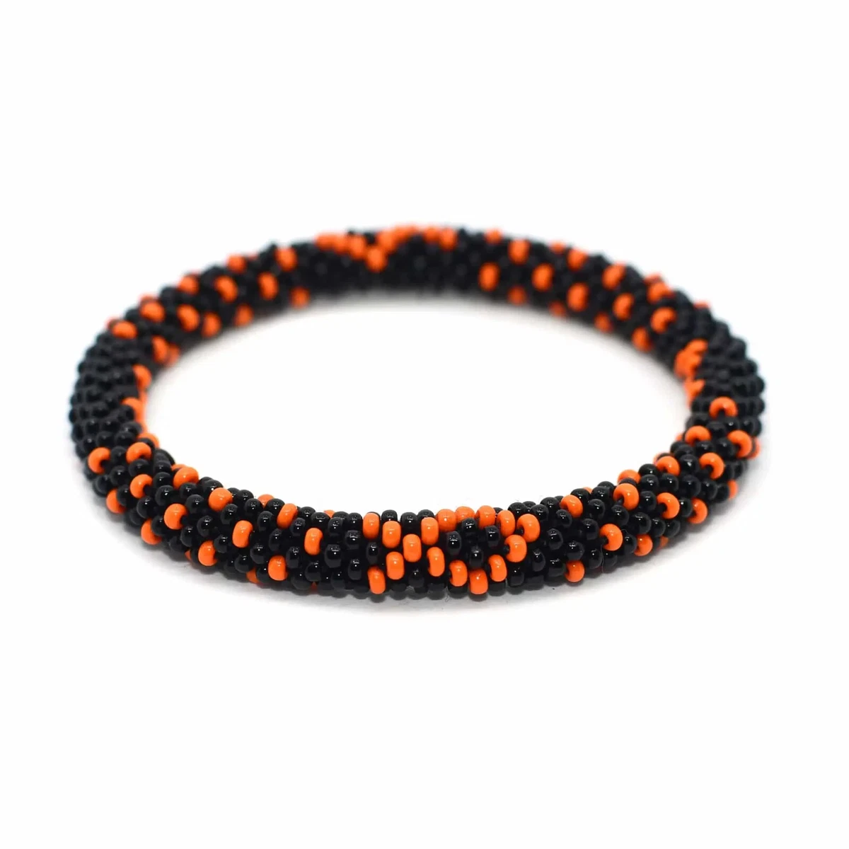 Animal beads that store turn into bracelets