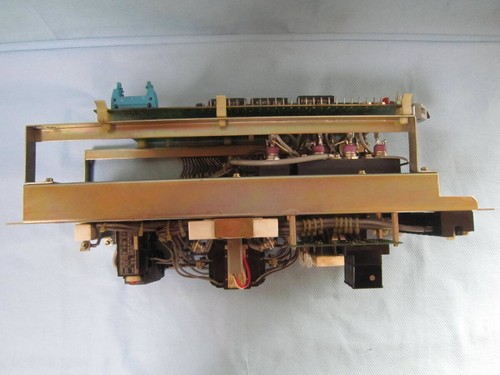 FANUC VELOCITY CONTROL DRIVE A20B-0007-0361/03A A20B-0007-0380/01A - Picture 6 of 9