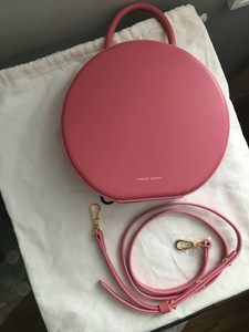 mansur gavriel leather circle crossbody bolsa