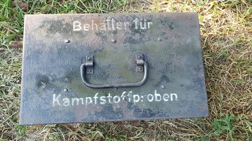 WW2 German Behäfter tür Kampfstoffproben box(Rare)