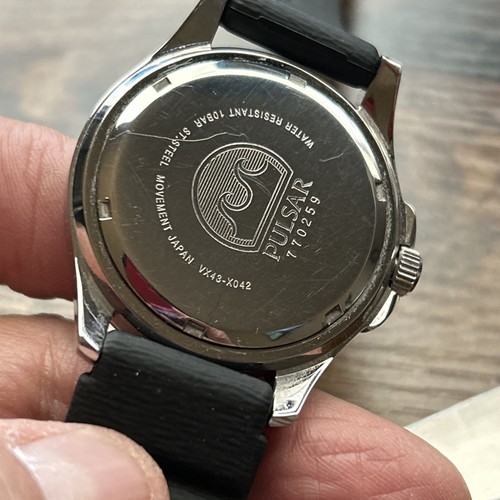 pulsar quartz watch 100m - Picture 4 of 7