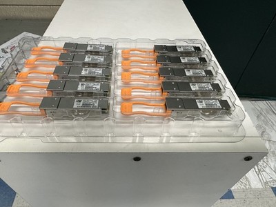 Cisco QSFP-40G-CSR4 QSFP 4X10GBASE-SR XCVR MOD MPO 300M