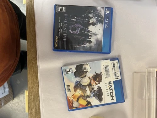 PS4 game bundle of 2 Resident Evil 6, Overwatch