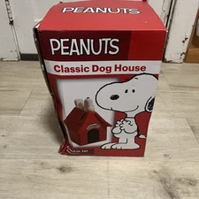 Peanuts Snoopy Dog House Ceramic Cookie Jar Red Large Size 11.2 Inch
