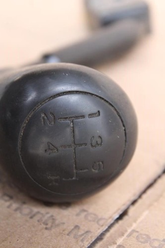 2001 2002 2003 2004 FORD MUSTANG MANUAL TRANSMISSION GEAR SHIFTER 6 CYL 3.8L - Picture 3 of 9