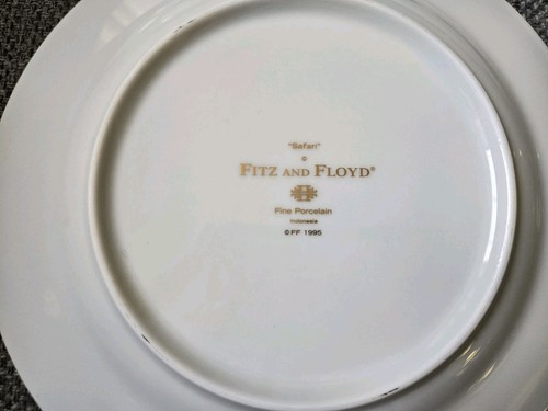 Fitz & Floyd 1995 Safari Porcelain 8" Plates Animal Tiger Giraffe Elephant - 3 - Picture 7 of 8