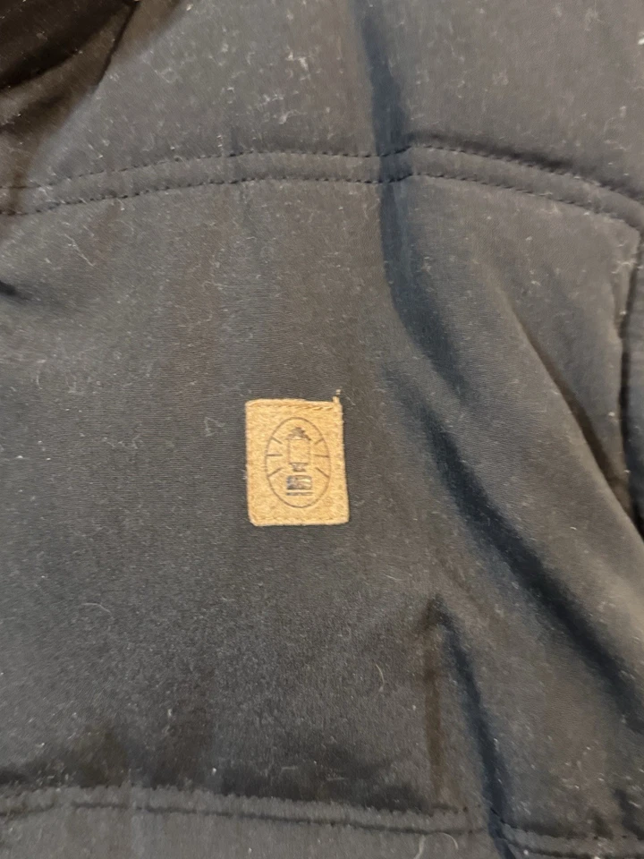 Coleman Chaleco Puffer Negro Para Hombre’s M Aislado Acolchado Cremallera Camping Exterior Ropa de Trabajo Foto 2 de 4