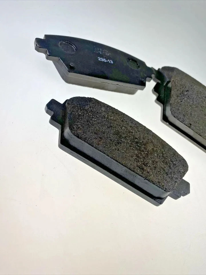 Bremsbelag Satz Bremsklötze Vorne für Nissan Navara 41060-007VA - Bild 4 von 4