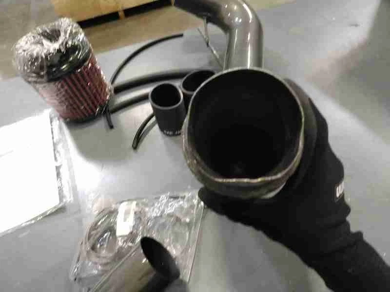 Sistema de admisión AEM 24-6104C doble cámara V2 para Honda S2000 2000-2005 2,2 L L4 gasolina Foto 3 de 4