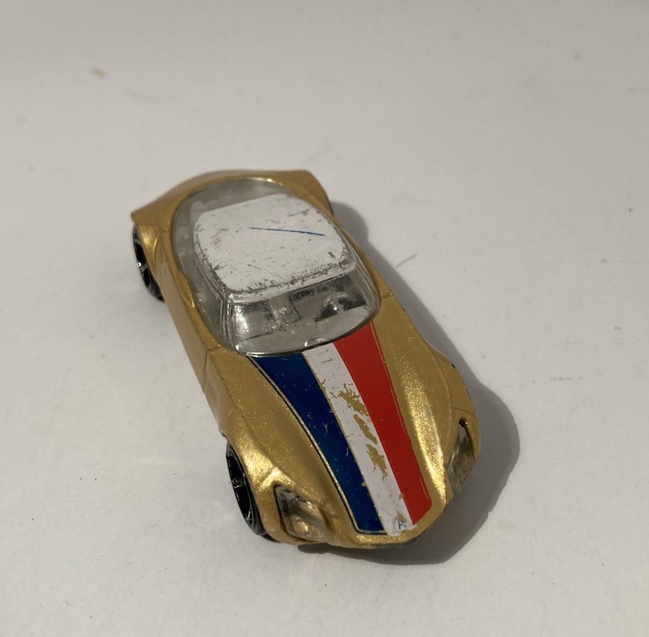 Picture 1 of 6