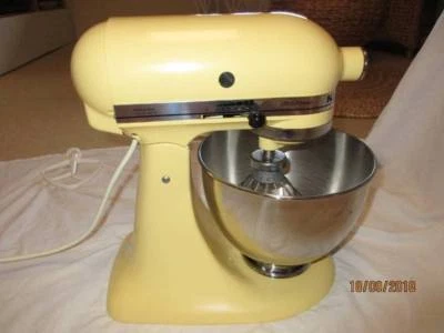 kitchenaid mixer yellow glass bowl kitchenaid mixer yellow in perfect condition small appliances kitchenaid mixer yellow glass bowl kitchenaid mixer yellow in perfect condition small appliances