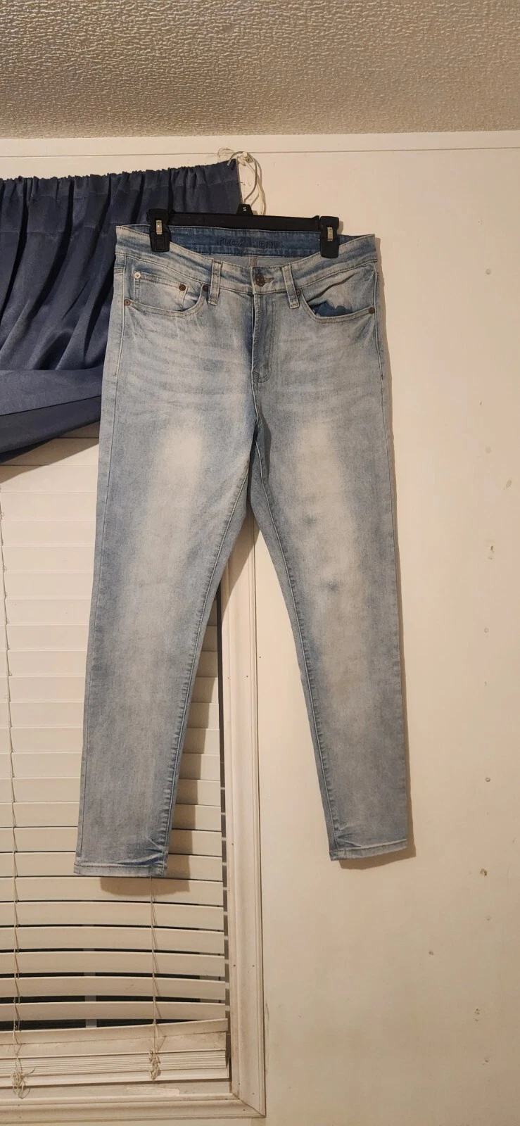 Jean homme Rue 21 32x30 super skinny suprême flex