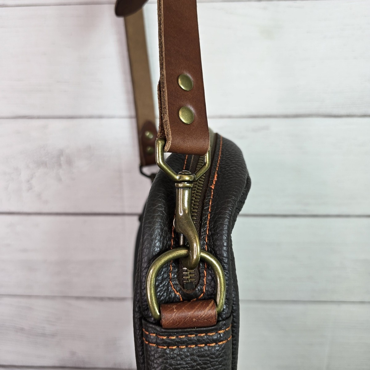【LOOKPLE】 Rashik Buckle String Leather Cross Shoulder Bag Pebbled Leather Crossbody Bag Riri Zipper Adjustable Buckle