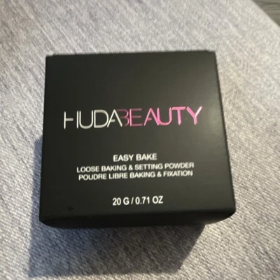Huda Beauty Easy Bake Loose Baking & Setting Powder Coffee Cake 20g - Image 1 of 4