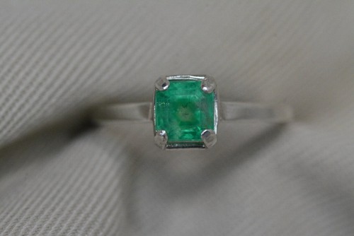Emerald Ring 1.20 Carat Colombian Emerald Sterling Silver Solitaire Real Natural - Foto 3 di 3