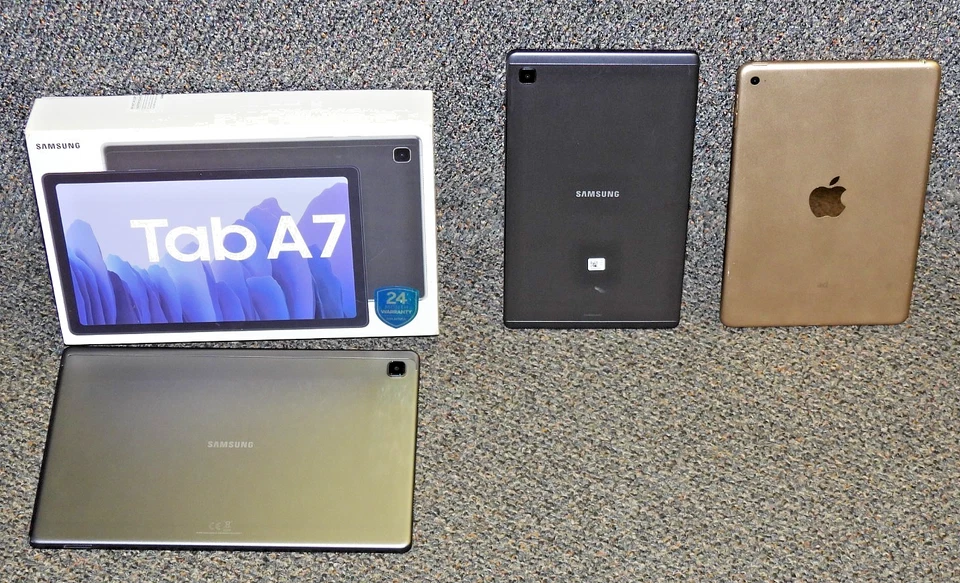 3 Tabletas *Para Reparación o Repuestos* iPad Mini A1538/Samsung SM-T220/Samsung A7 Foto 2 de 2