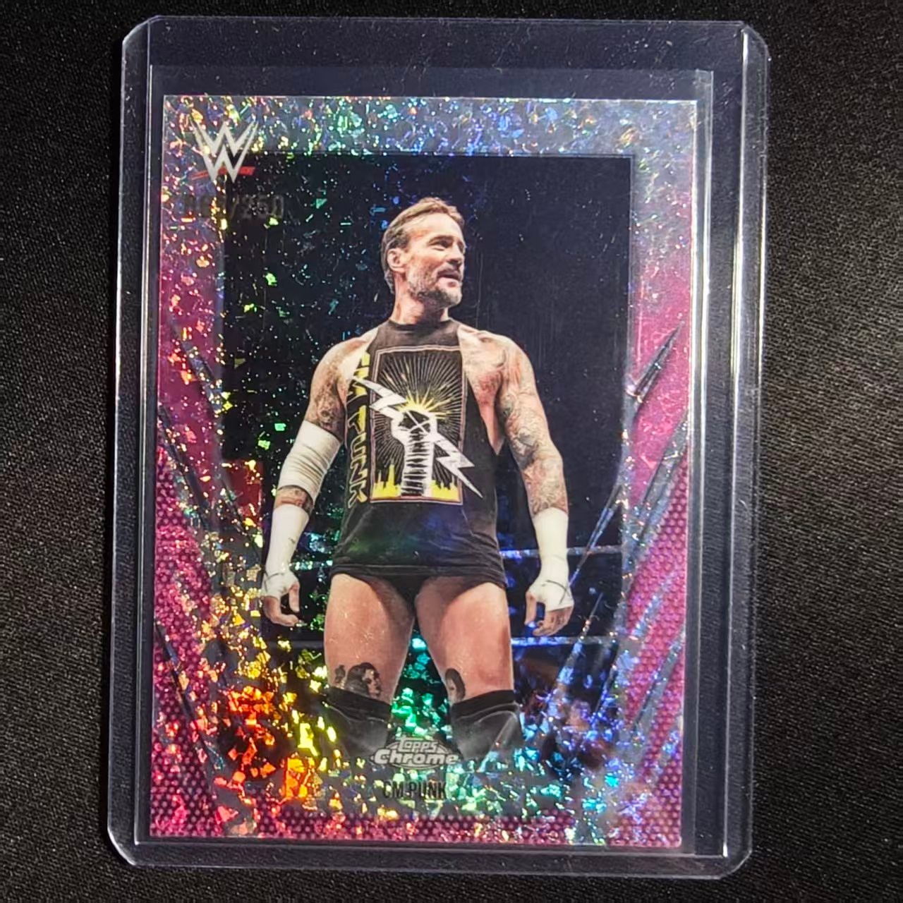 ⚡️XB 2026 TOPPS CHROME WWE PINK MINI DIAMOND REFRACTOR /250 CM PUNK #49
