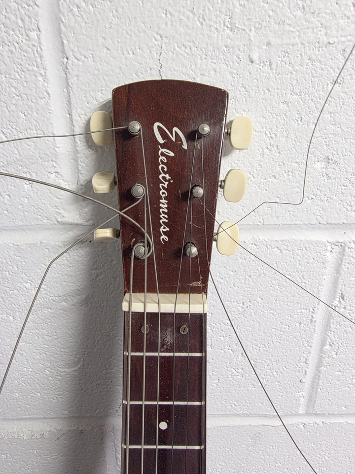Guitarra eléctrica Electromuse Lap Steel de 1940 ~ Hecha en Chicago Foto 2 de 4