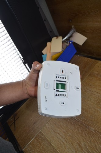 American Standard TH8110U1037 ACONT800AS11AAA 7-Day Programmable Thermostat - Picture 6 of 14