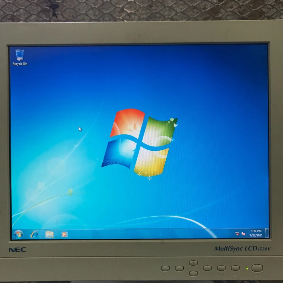 eMachines SFF Desktop PC AMD Sempron 2.80GHz 2GB RAM 500GB HDD (Windows 7 Pro) - Image 4 of 4