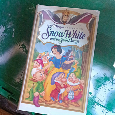 Walt Disney Home Video Snow White and the Seven Dwarfs VHS Masterpiece NTSC