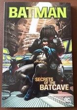 DC Comics BATMAN: SECRETS OF THE BATCAVE