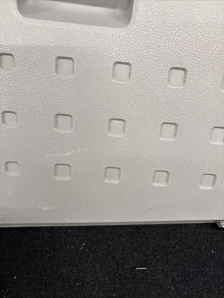 Honda Pilot 2009-2015 OEM maletero de carga lado izquierdo compartimento de almacenamiento cubierta de puerta Foto 3 de 4