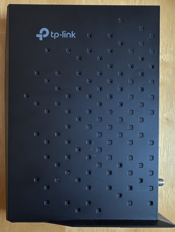 TP-LINK CR1900 Cable Modem Router