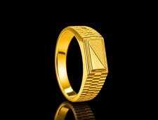 Gold ring
