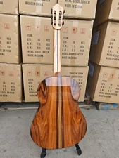 Aiersi 39 Inch Solid Cedar Top Santos Back and Side Spanish Classical Guitar