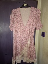 RIVER ISLAND PLUS..PINK FLOWER LACE TRIM DRESS..SIZE 24