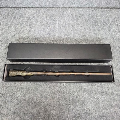 Ron Weasley's Wand - Universal Studios Wizarding World of Harry Potter With Map
