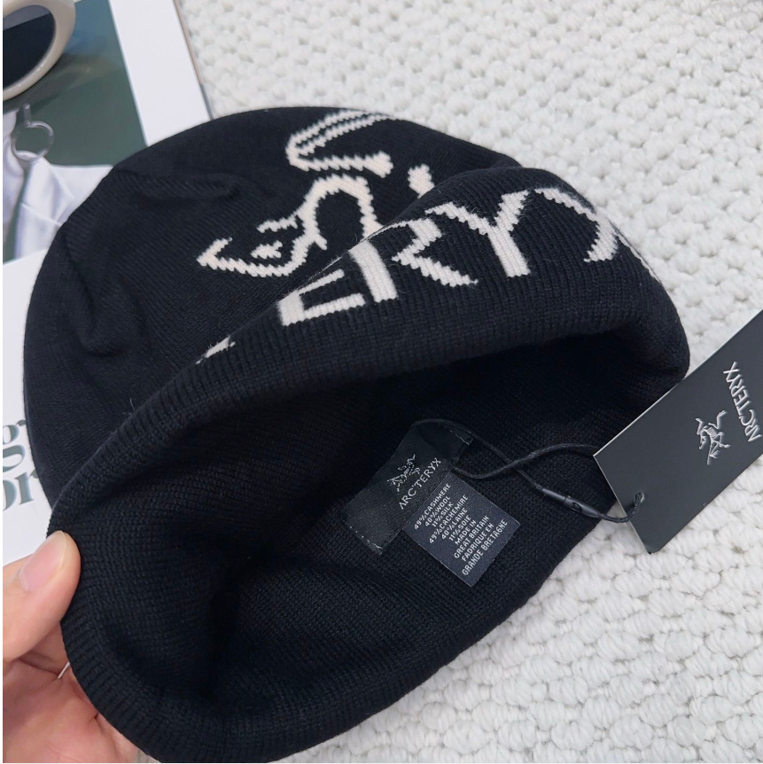 Arc'teryx Bird Word Toque Black Void Wool Beanie Hat Unisex Warm