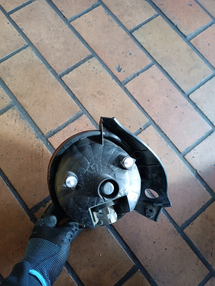 Originale Daihatsu Copen Fanalino Posteriore Destro - Immagine 4 di 4