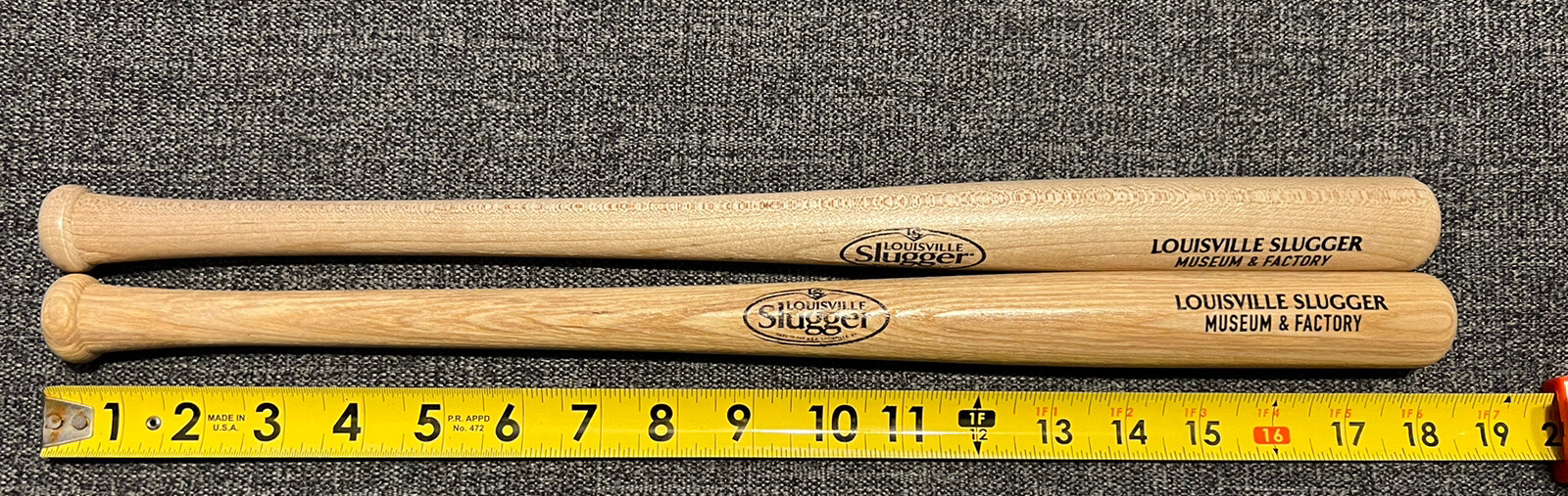 2 Small Wood 18" Louisville Slugger Souvenir Bat Museum and Factory