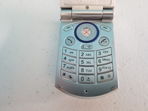 Pantech PG-C300 Silver Unlocked Flip Cell Phone - Picture 11 of 12