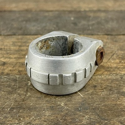 Vintage SunTour Broken Arrow BMX Seatpost Clamp 1980s Japan 25.4mm