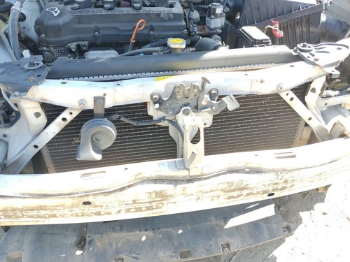 92110BM400 KONDENSATOR / KÜHLER DER KLIMAANLAGE KONDENSATOR / 2355816 FÜR NISSAN