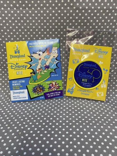 Disneyland Disney Channel Nite Magic Key Patch und Event Karte