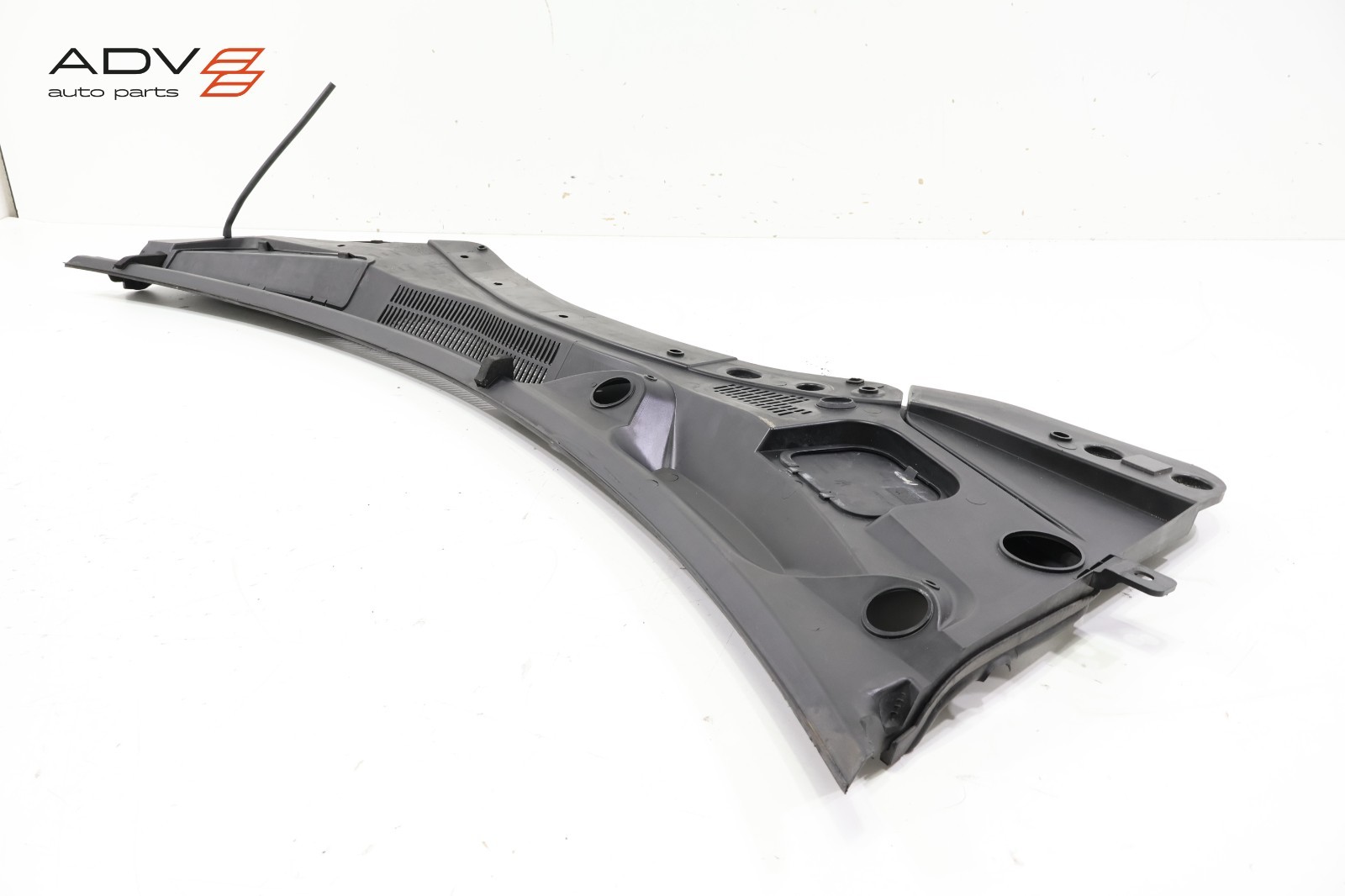 2014 - 2020 MASERATI GHIBLI WINDSHIELD WIPER COWL COVER PANEL GRILLE OEM