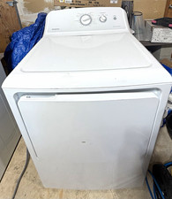Hotpoint Electric Dryer 2022 Pristine Condition. Model: HTX24EASKWS 6.2 Cu Ft
